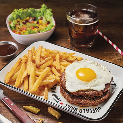 Steak haché de bœuf(12) Œuf à cheval